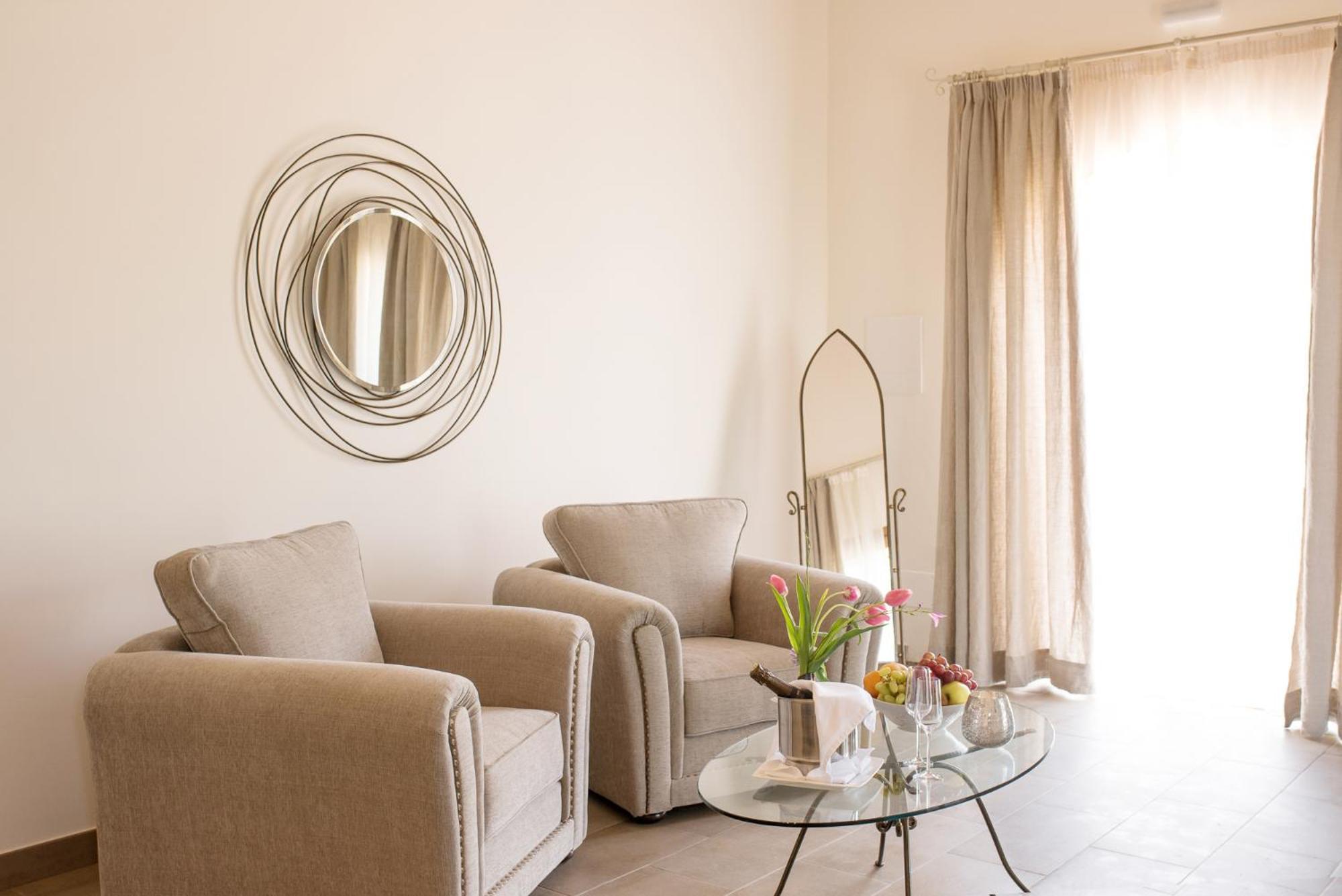 Casa Font I Roig Hotel มาเรียเดอลาซาลุต ภายนอก รูปภาพ