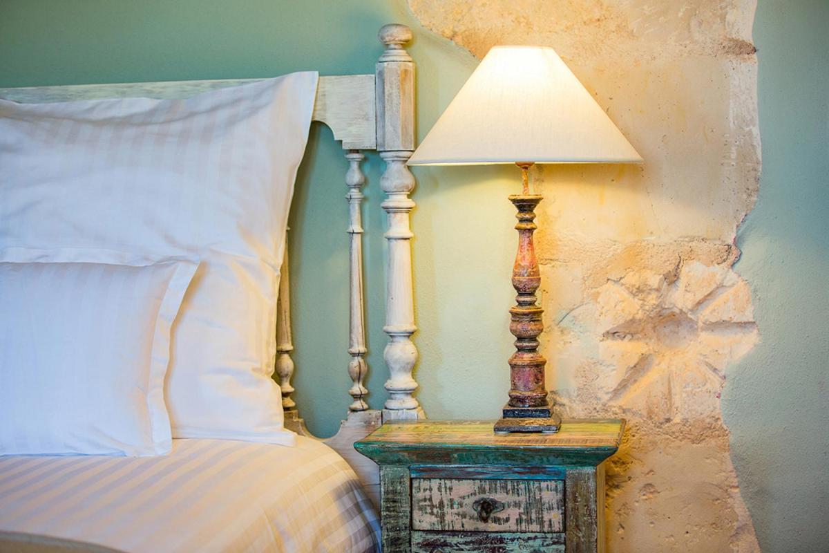 Casa Font I Roig Hotel มาเรียเดอลาซาลุต ภายนอก รูปภาพ