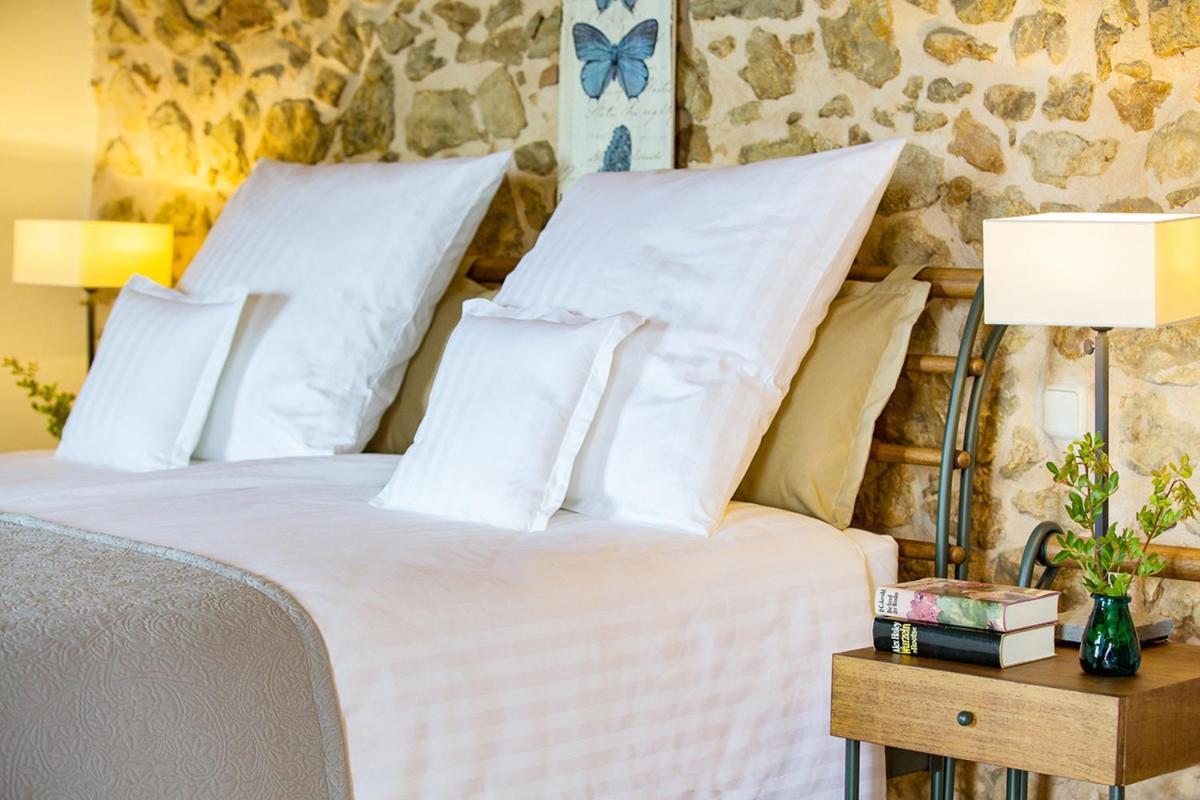 Casa Font I Roig Hotel มาเรียเดอลาซาลุต ภายนอก รูปภาพ
