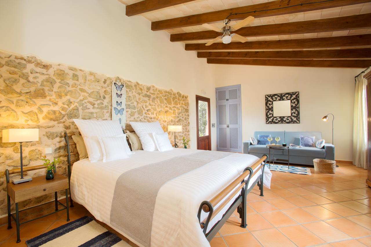 Casa Font I Roig Hotel มาเรียเดอลาซาลุต ภายนอก รูปภาพ