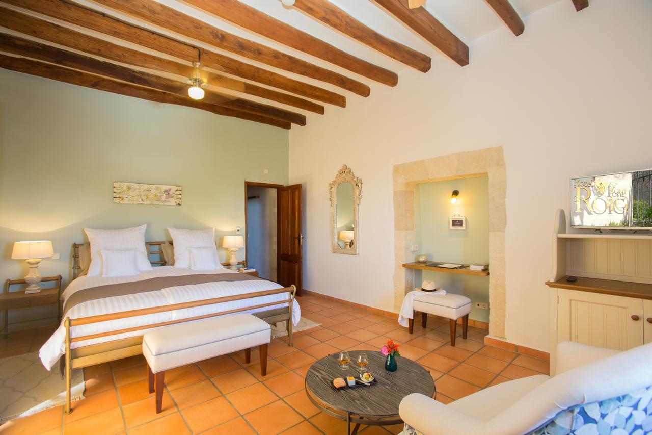 Casa Font I Roig Hotel มาเรียเดอลาซาลุต ภายนอก รูปภาพ
