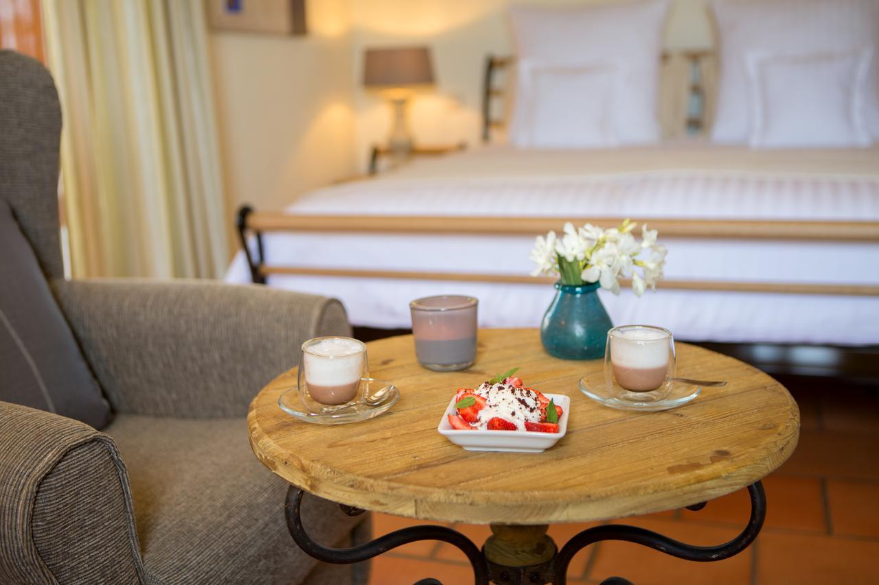 Casa Font I Roig Hotel มาเรียเดอลาซาลุต ภายนอก รูปภาพ