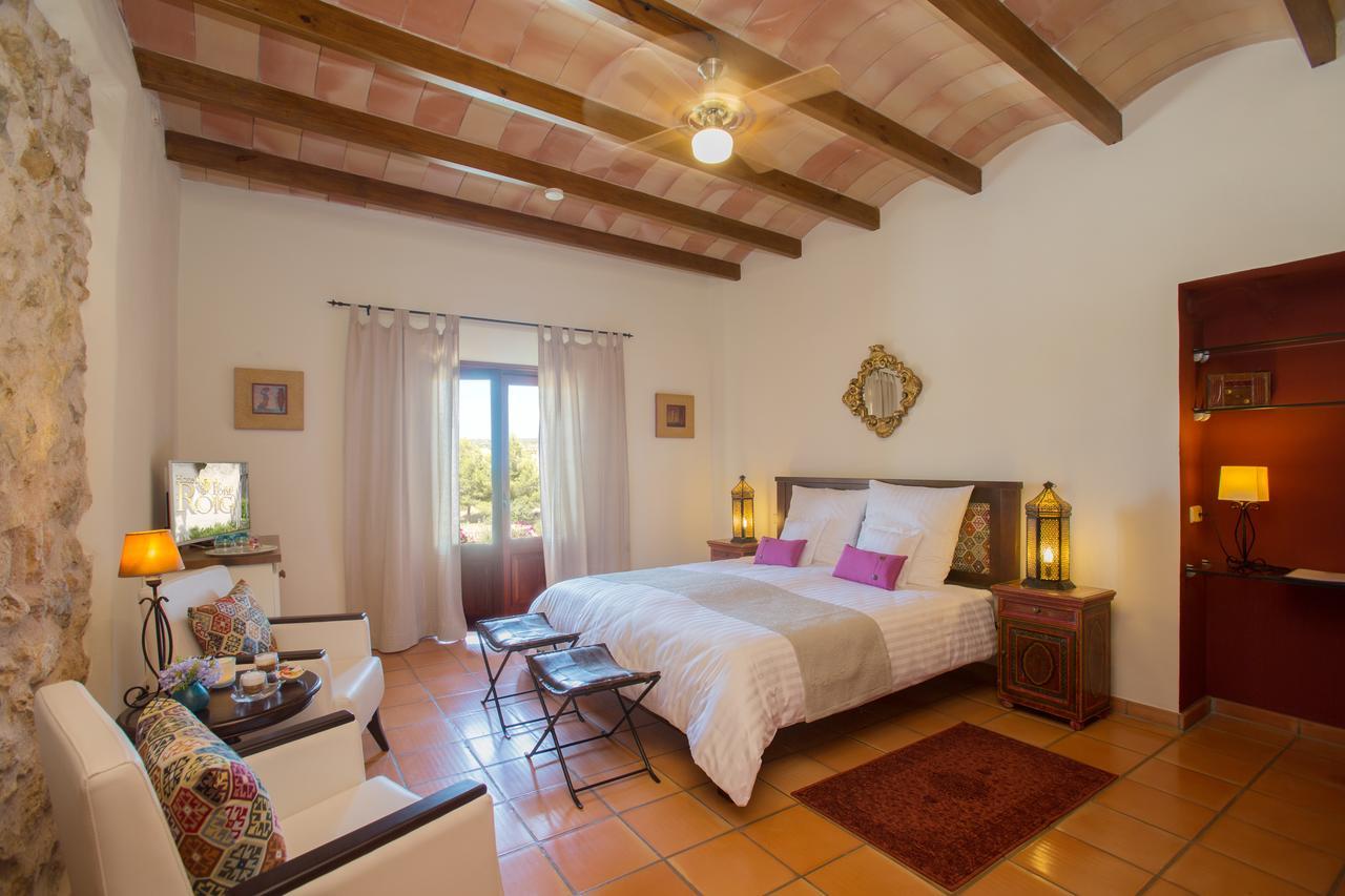 Casa Font I Roig Hotel มาเรียเดอลาซาลุต ภายนอก รูปภาพ